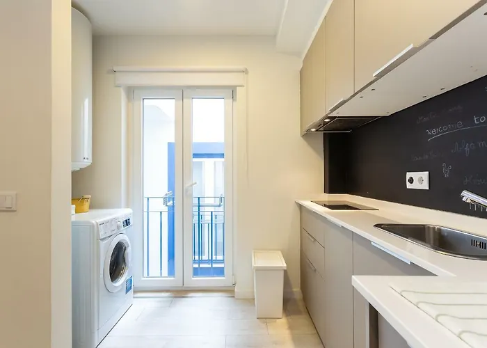 28 Tram Duplex Apartment