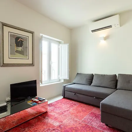 28 Tram Duplex Apartament Lizbona