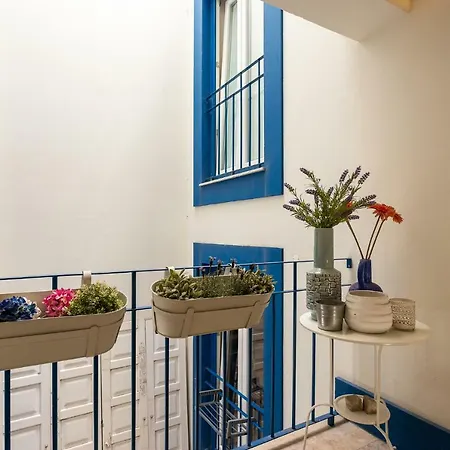 28 Tram Duplex Апартаменты Лиссабон
