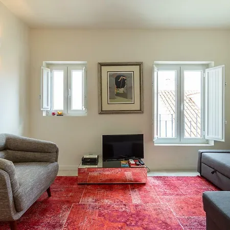 Апартаменты 28 Tram Duplex *